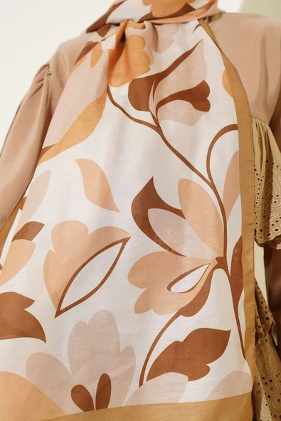 Menekşe Desen Soft Şal Latte - Resim 4