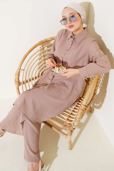 Düğmeli Ağaç Kabuğu İkili Takım Latte ürün görseli 1