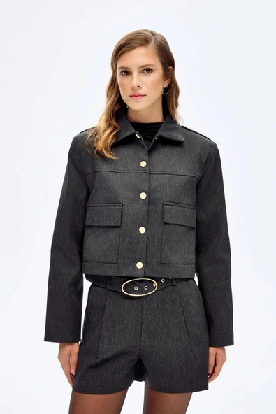 Quzu Apolet Detaylı Kadın Crop Ceket ürün görseli 1