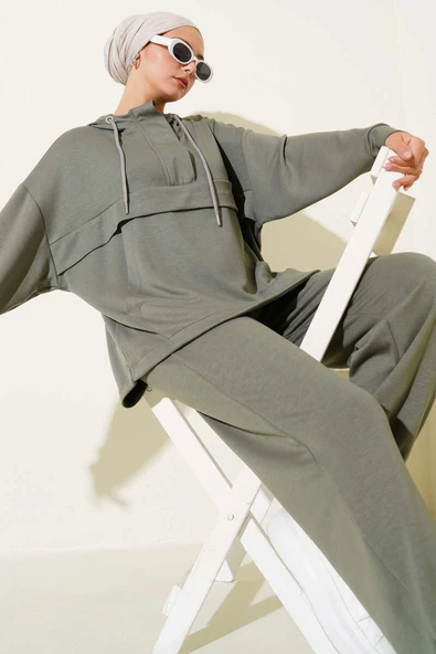 Loyşa Kanguru Cepli Fermuarlı İkili Takım Haki ürün görseli 1