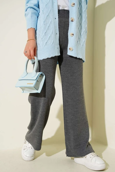 Bol Paça Triko Pantolon Füme ürün görseli 1