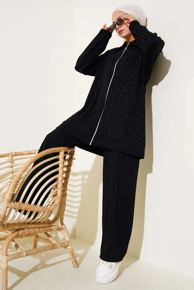 Loyşa Taş Süslemeli Fermuarlı İkili Takım Siyah ürün görseli 1