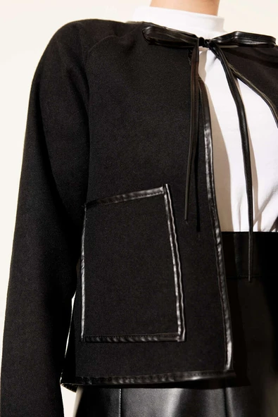 Deri Biyeli Kaşe Kısa Ceket Siyah - 4