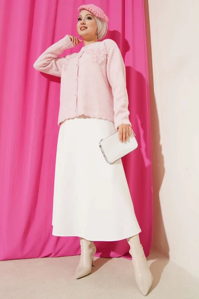 Sakallı Çiçek Motifli Hırka Pembe - Resim 2