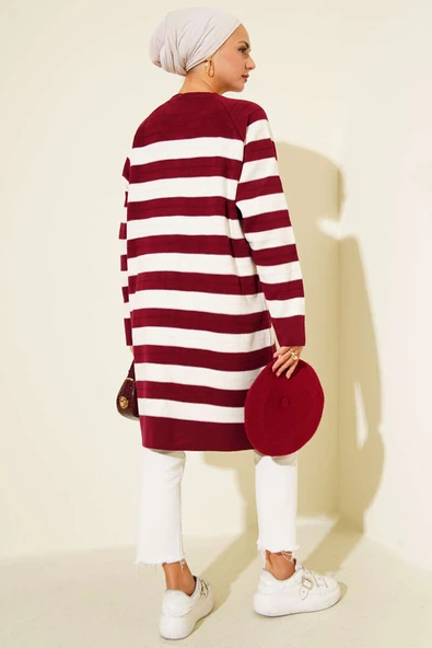 Desenli Düğme Detaylı Triko Hırka Bordo - Resim 3