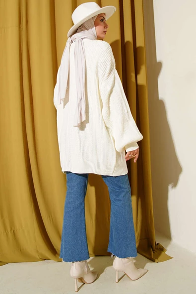 Saç Örgü Detaylı Hırka Ekru - Resim 3