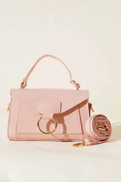 Halka Detaylı Rugan Çanta Pudra - Resim 3