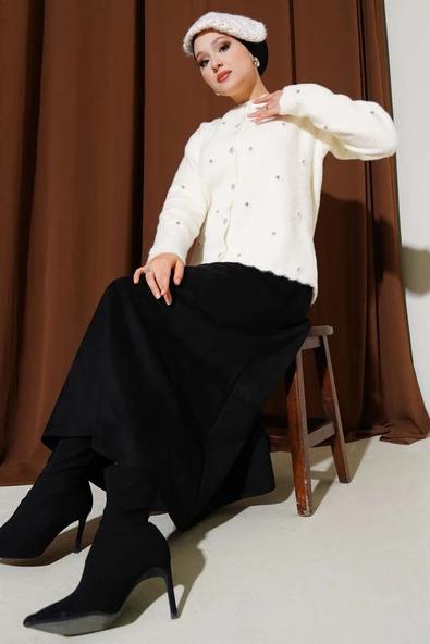 Taşlı Çiçek Düğmeli Sakallı Hırka Ekru - Resim 2