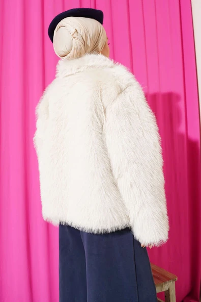 Kürklü Düğmeli Kısa Mont Taş - Resim 3