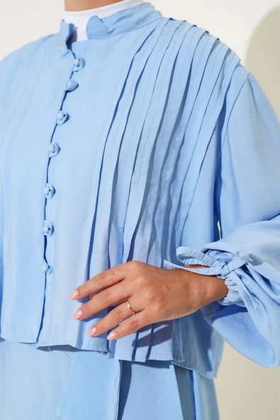 Önü Nevürlü Brit Düğmeli Etekli Takım Mavi - Resim 4