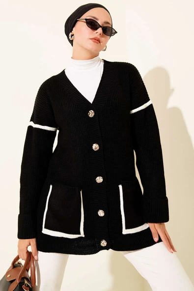 Cepli Gold Düğmeli Triko Hırka Siyah ürün görseli