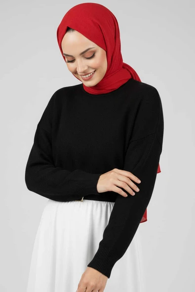 Salaş Yumoş Triko Kazak Siyah ürün görseli