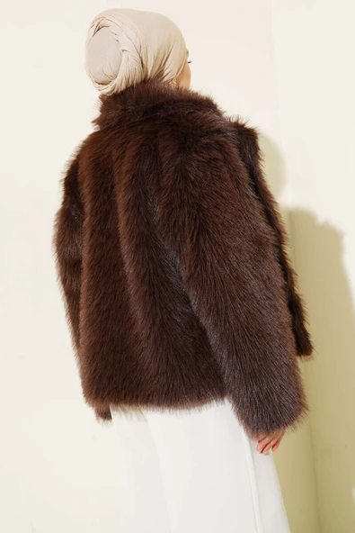 Kürklü Düğmeli Kısa Mont Kahve - Resim 3