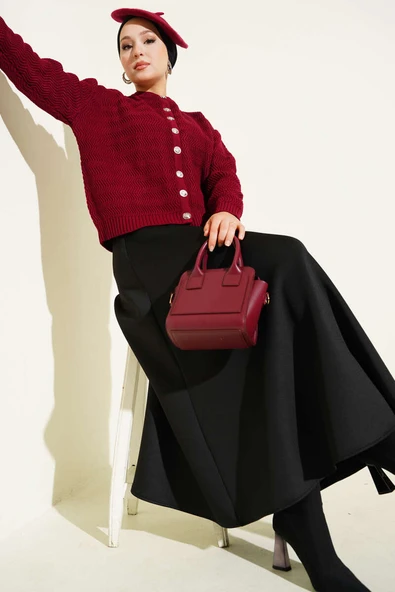 Zikzak Desenli Gold Düğmeli Triko Hırka Bordo ürün görseli