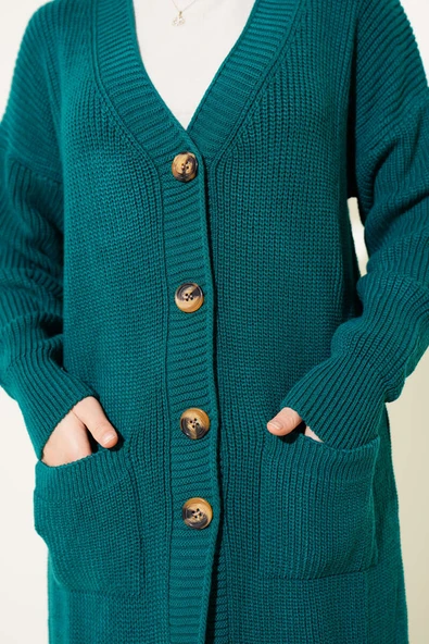 Düğmeli Cepli Uzun Triko Hırka Zümrüt - Resim 4