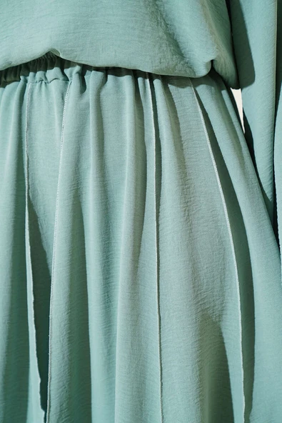 Ters Dikiş Detaylı Etekli İkili Takım Çağla Yeşili - Resim 4