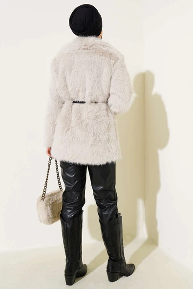 Madonna Yaka Kemerli Kürk Mont Bej - Resim 3