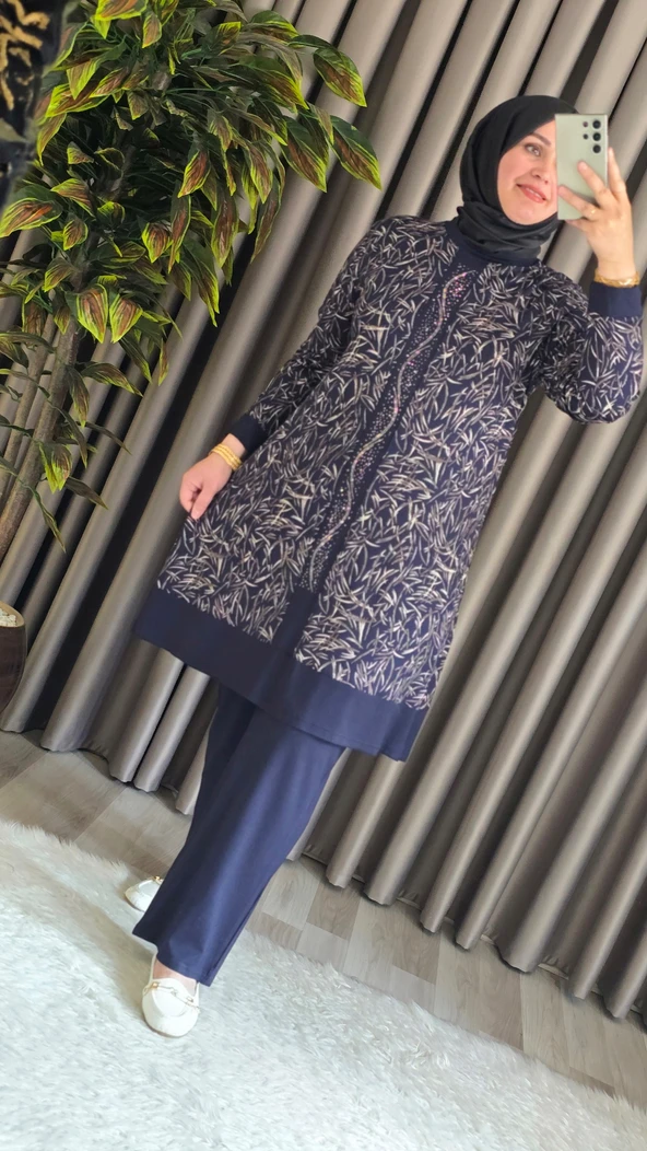 Kadın Giyim Şerit Desenli Samira Takım - Resim 10