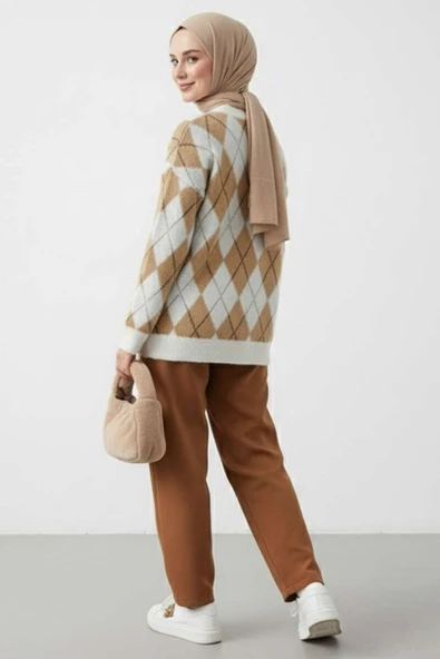 Üçgen Baklava Desenli Triko Kazak Ekru Camel - Resim 2