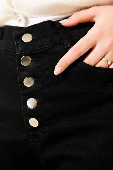 Önü Metal Düğmeli Bol Kot Pantolon Siyah - Resim 4