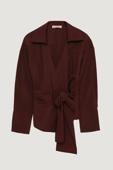 Quzu Önü Bağlama Detaylı Bluz ürün görseli 1