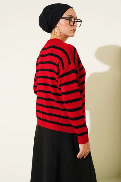 Çizgili Düğme Detaylı Kısa Triko Hırka Kırmızı - Resim 3