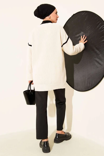 Cepli Gold Düğmeli Triko Hırka Bej - Resim 3