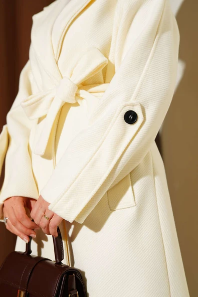 Fitilli Kuşaklı Kaşe Kaban Ekru - Resim 4