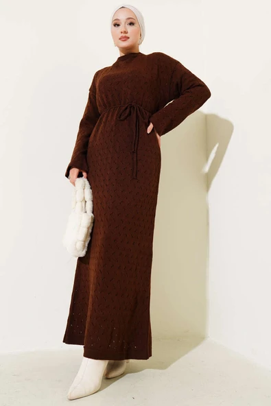 İp Kuşaklı Ajurlu Triko Elbise Kahve ürün görseli 1