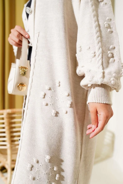 Taşlı Düğmeli Triko Hırka Bej - Resim 4