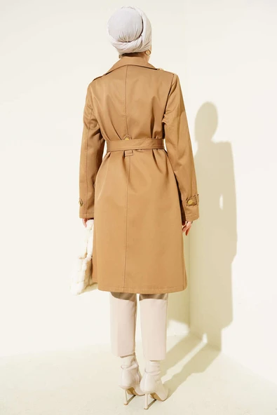 Tek Omuz Apoletli Kruvaze Trençkot Camel - Resim 3