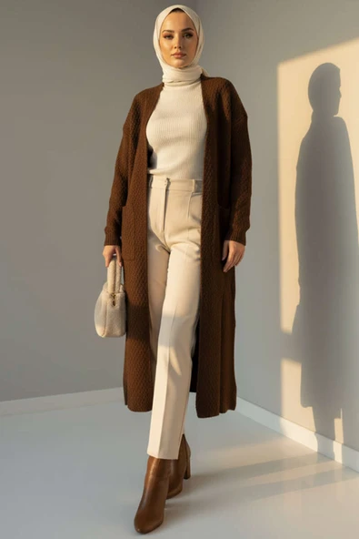 Geniş Cepli Uzun Triko Hırka Kahve ürün görseli