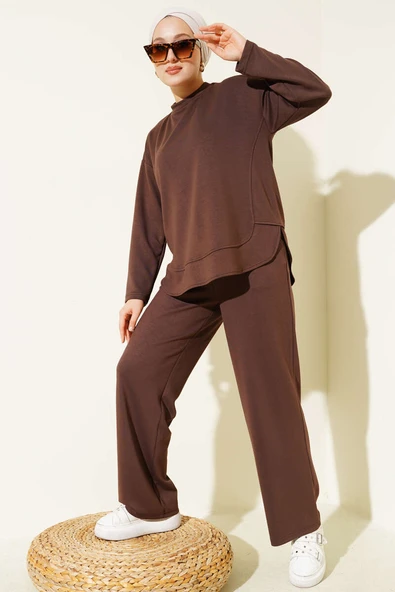 Bisiklet Yaka Oval Detaylı İkili Takım Kahve ürün görseli 1