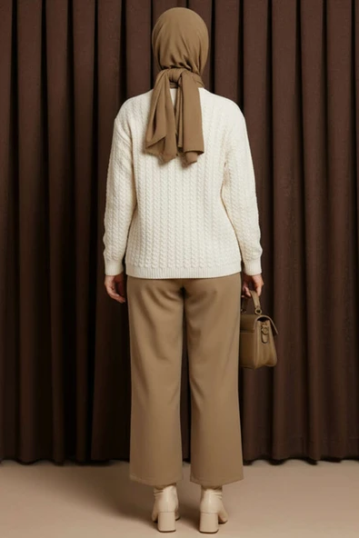 Saç Örgülü Düğmeli Triko Hırka Bej - Resim 3