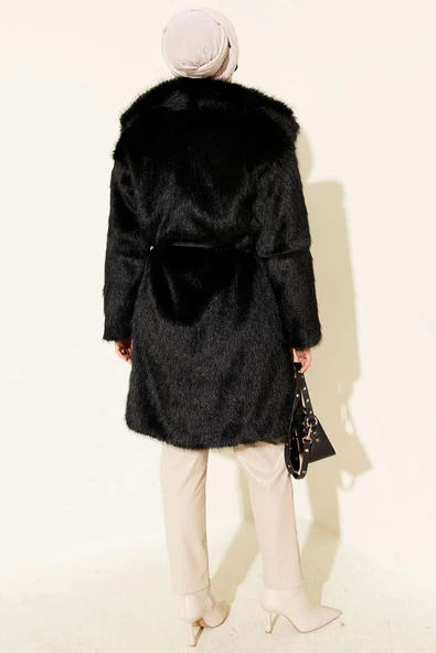 Geniş Yaka Kürklü Uzun Mont Siyah - Resim 3