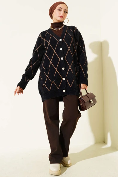 Baklava Desen Çizgili Cepli Sakallı Hırka Siyah Camel - Resim 2