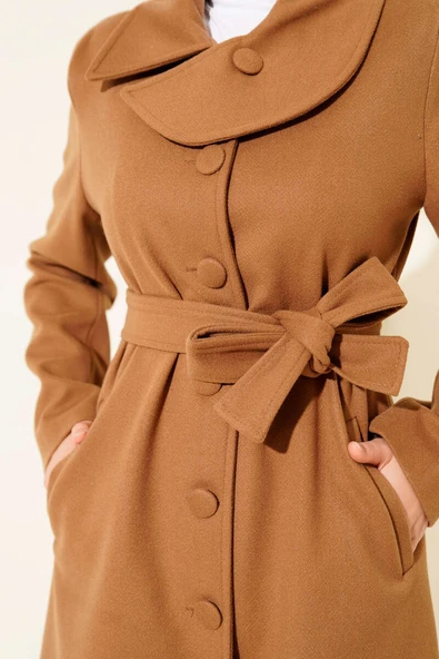 Yaka Düğmeli Kuşaklı Kaşe Kaban Taba - Resim 4