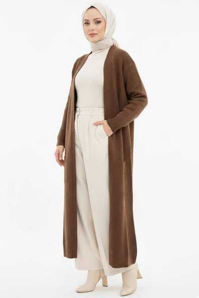 Cepli Uzun Triko Hırka Kahve ürün görseli