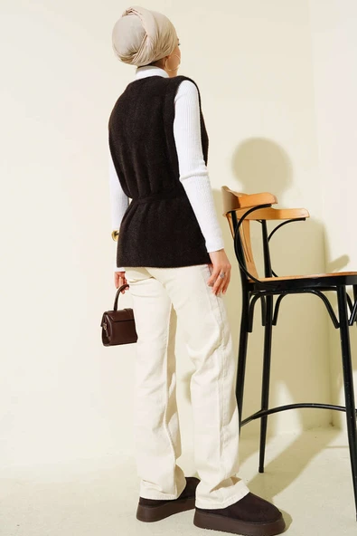 Bel Lastikli Sakallı Triko Yelek Kahve - Resim 3