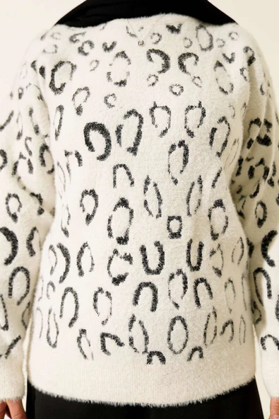 Leopar Desenli Sakallı Kazak Ekru - Resim 4