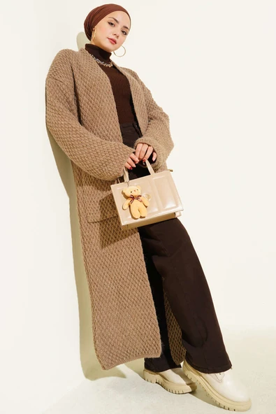 Geniş Cepli Uzun Triko Hırka Vizon ürün görseli