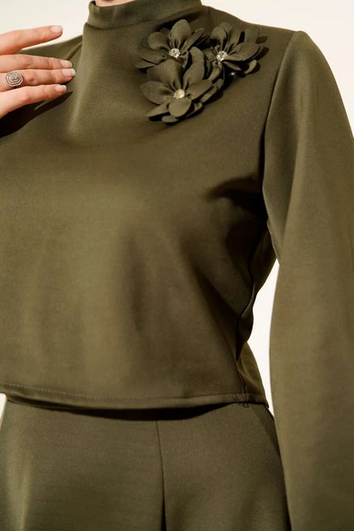 Gül İşlemeli Etekli İkili Takım Haki - Resim 4