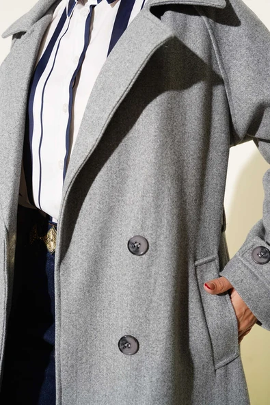 Tahta Düğmeli Kruvaze Yaka Kaşe Kaban Gri - 4