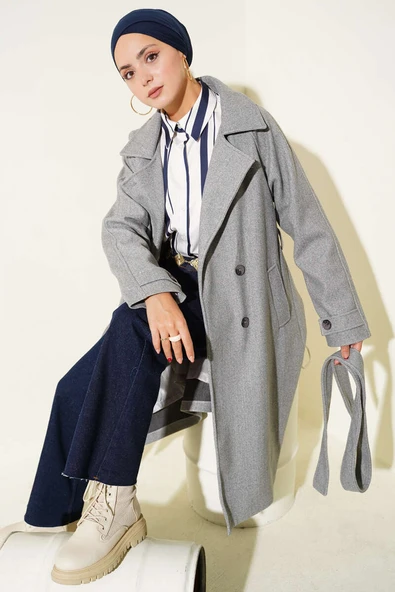 Tahta Düğmeli Kruvaze Yaka Kaşe Kaban Gri