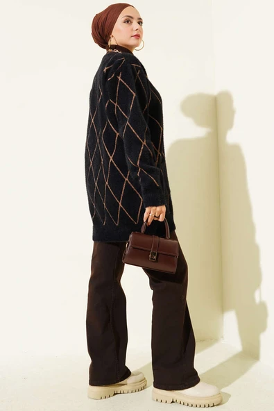 Baklava Desen Çizgili Cepli Sakallı Hırka Siyah Camel - Resim 3