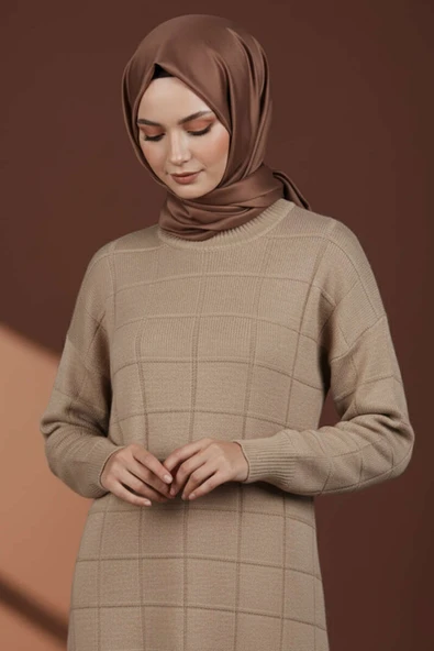 Kare Kabartmalı Yumoş Triko Tunik Latte ürün görseli 1