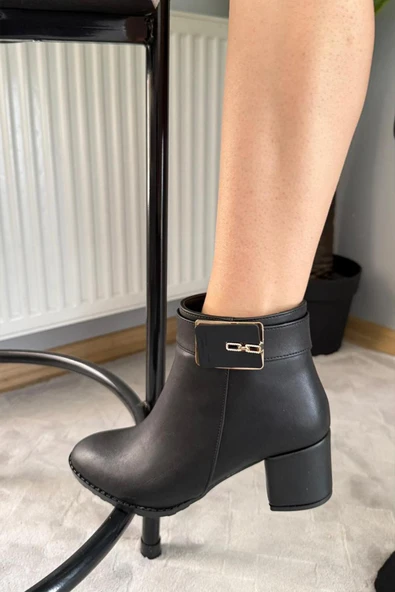 Kadın Mabel Siyah Tokalı ( 6 cm ) Topuklu Oval Burun Bot - 4