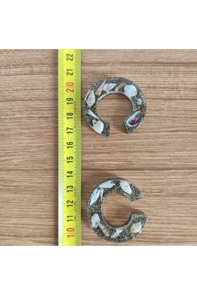 "C" HARFİ - Kıyı Esintisi Harf Anahtarlık (A–Z) – Gerçek Deniz Kabuğu, Kum ve Şeffaf Epoksi– El Yap - Resim 2