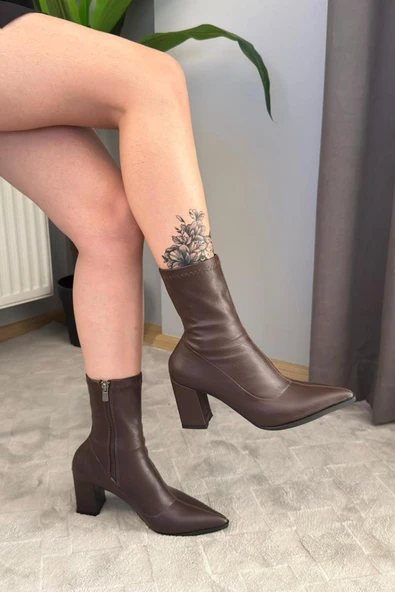 Kadın Volga Kahverengi Fermuarlı 8 cm Kalın Topuklu Strec Bot - 5