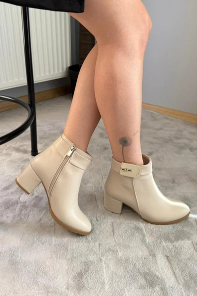 Kadın Mabel Krem Deri  Tokalı ( 6 cm ) Topuklu Oval Burun Bot - 5